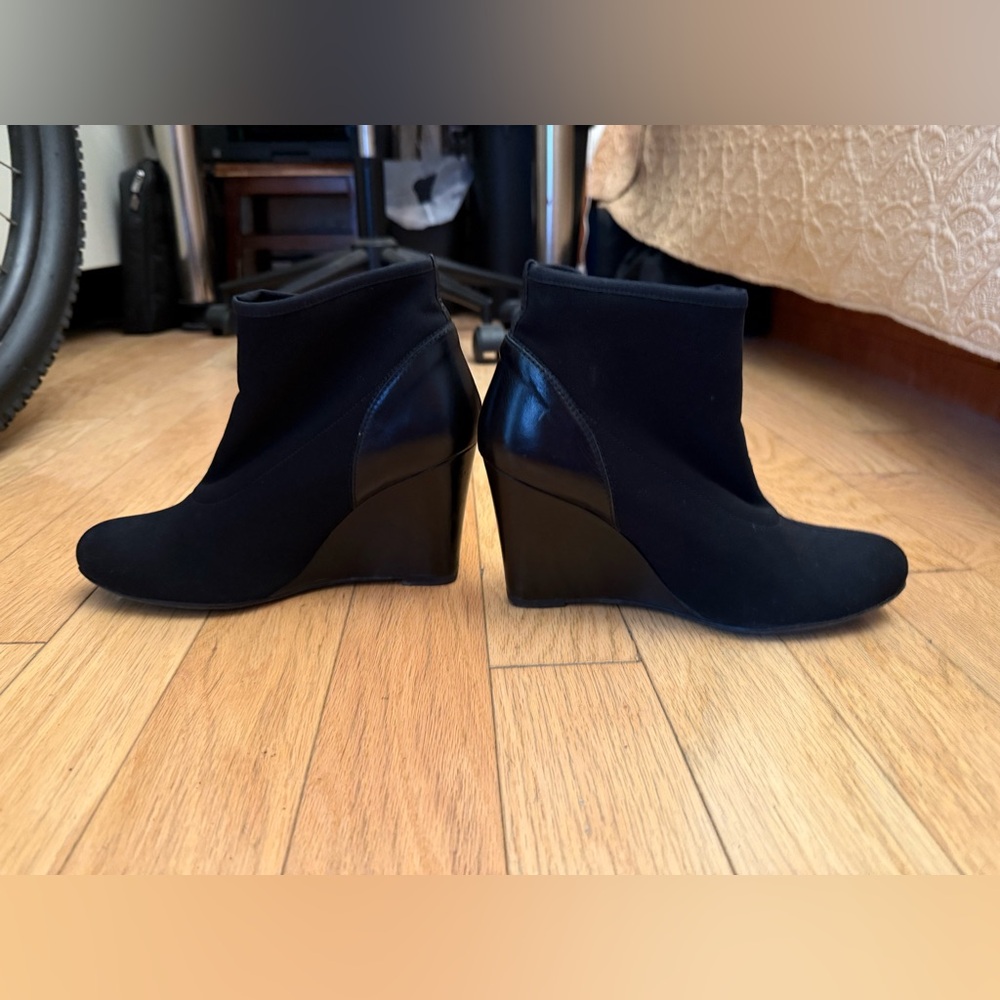 Stuart Weitzman Black Wedge Boots
